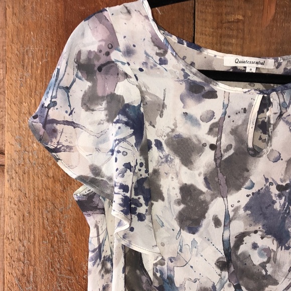 QUINTESSENTIAL sheer print top size small - Picture 2 of 5